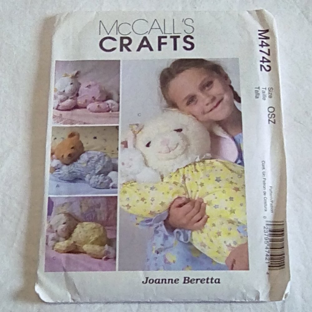 McCall's Crafts M4742 Sleepy Dolls Pajama holder